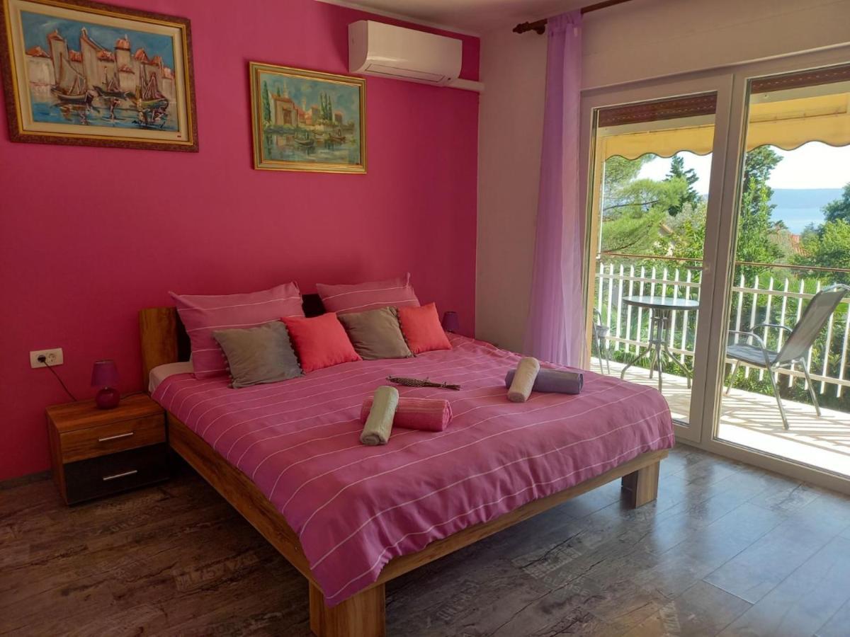 Apartment Lorinda *